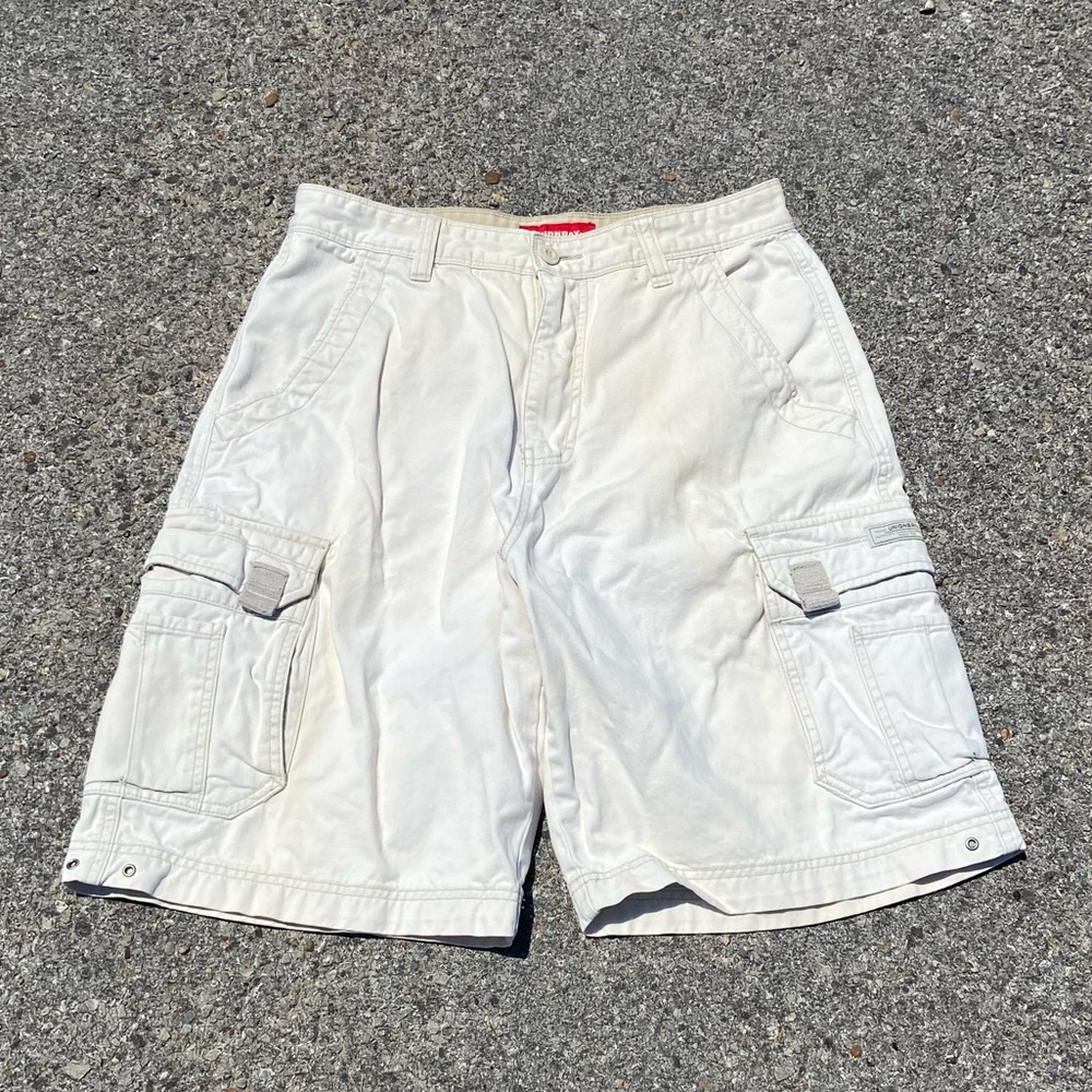 Vintage Unionbay white cargo shorts